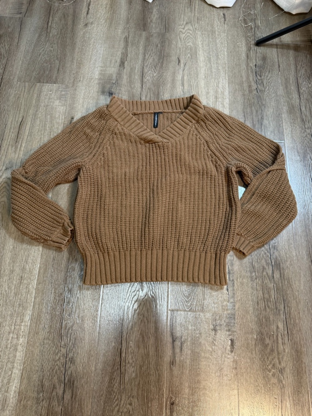 moon & madison Ribbed V-Neck Chunky Sweater - Brown